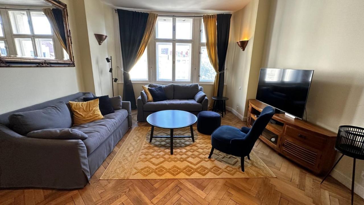 ברטיסלאבה Gorkeho Apartment In City Centre מראה חיצוני תמונה